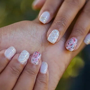 Spring Nails Salon gallery