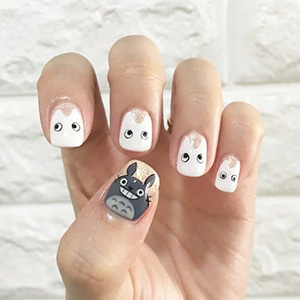 Spring Nails Salon gallery