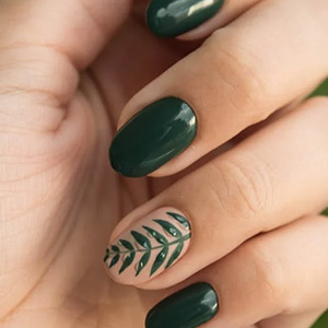 Spring Nails Salon gallery